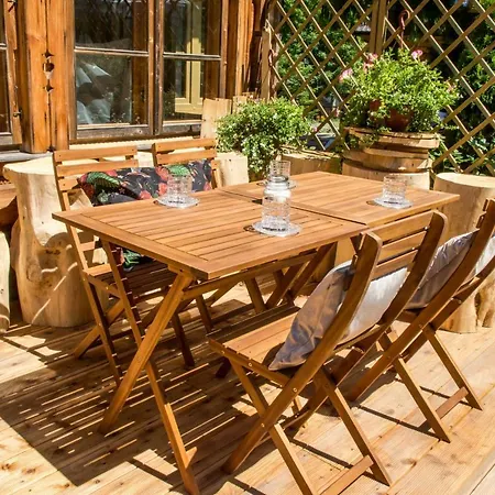 Sopocianka Bed & Breakfast 3*