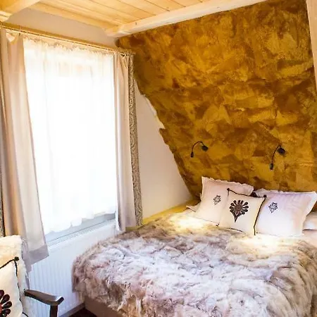 Sopocianka Bed & Breakfast 3*