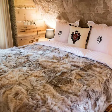 Bed & Breakfast Sopocianka 3*