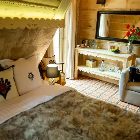 Sopocianka Bed & Breakfast 3*